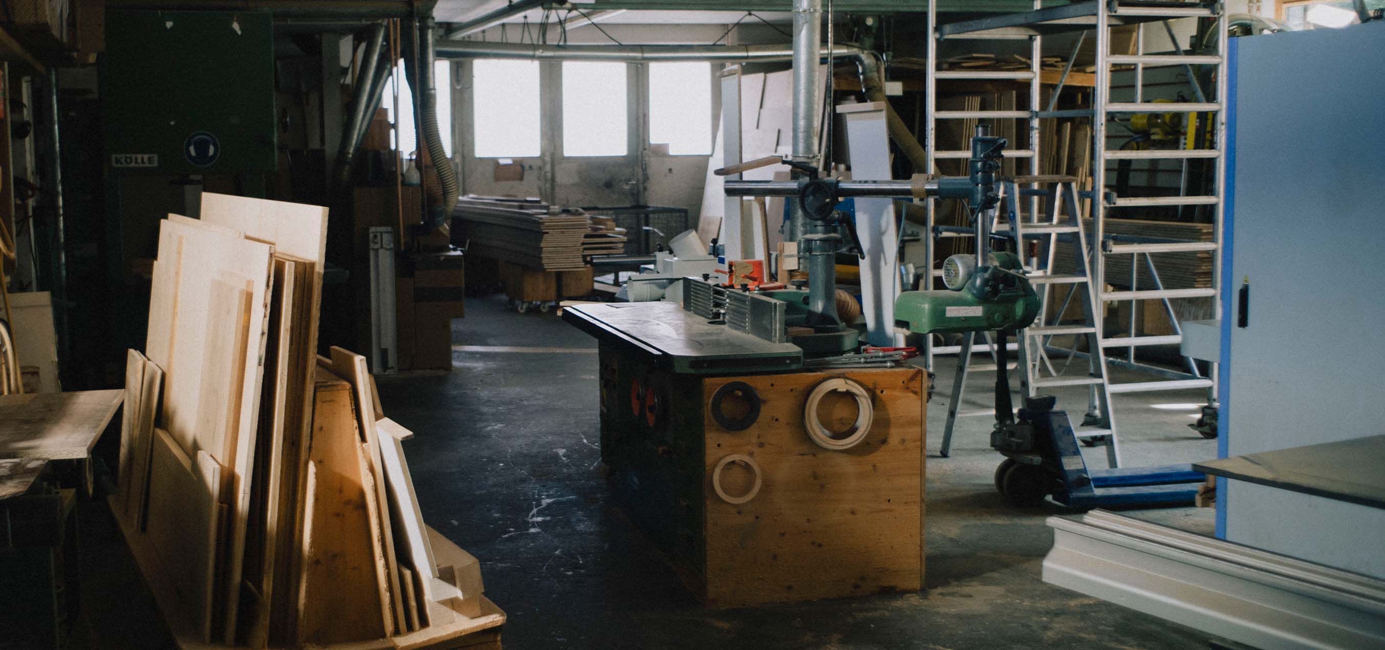 Wood workshop moody Simon Abele