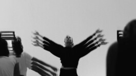 Yoga Teacher Simon Abele