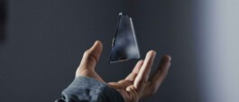 Floating mirror Simon Abele
