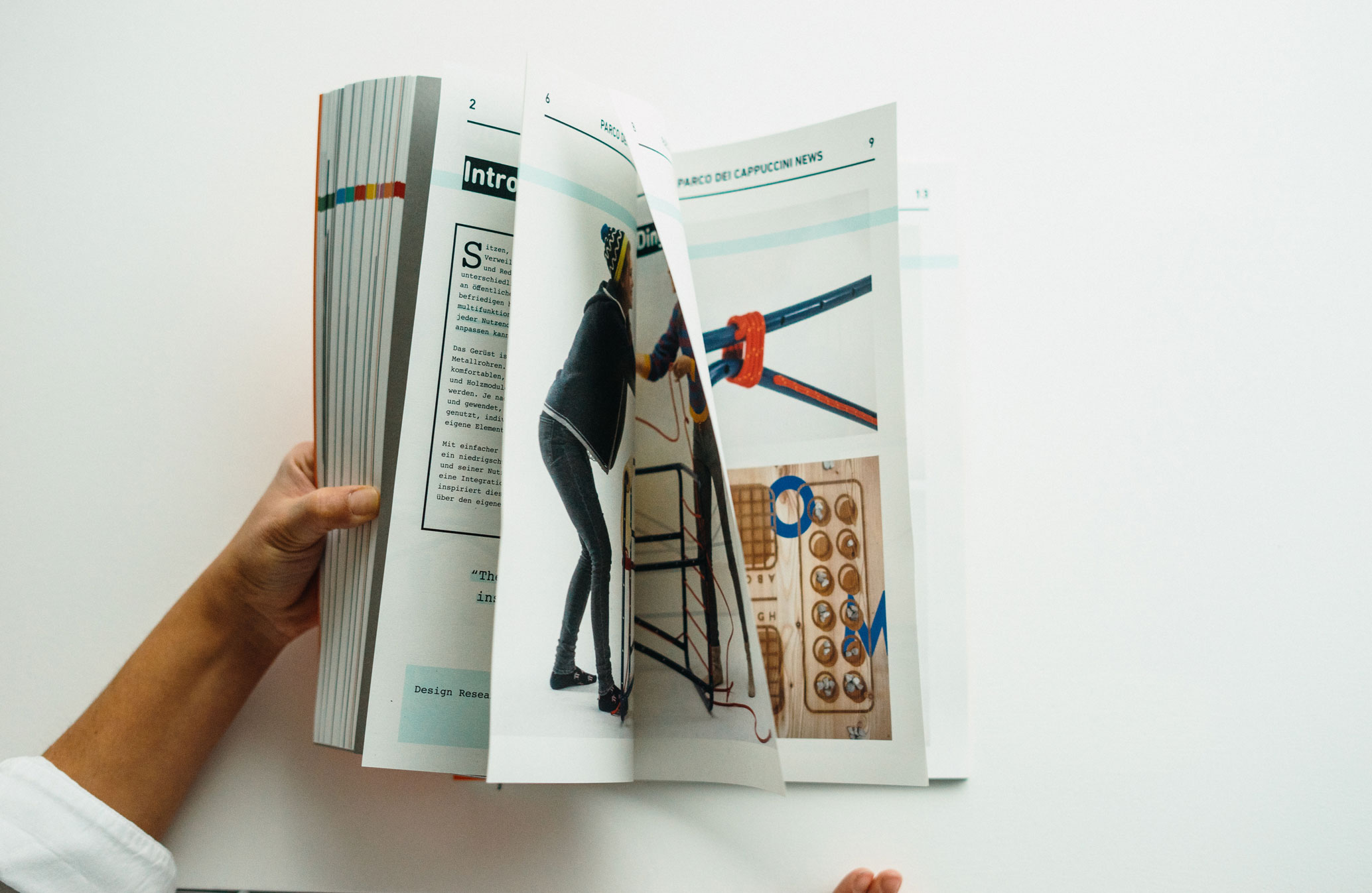 Going trough magazine Simon Abele