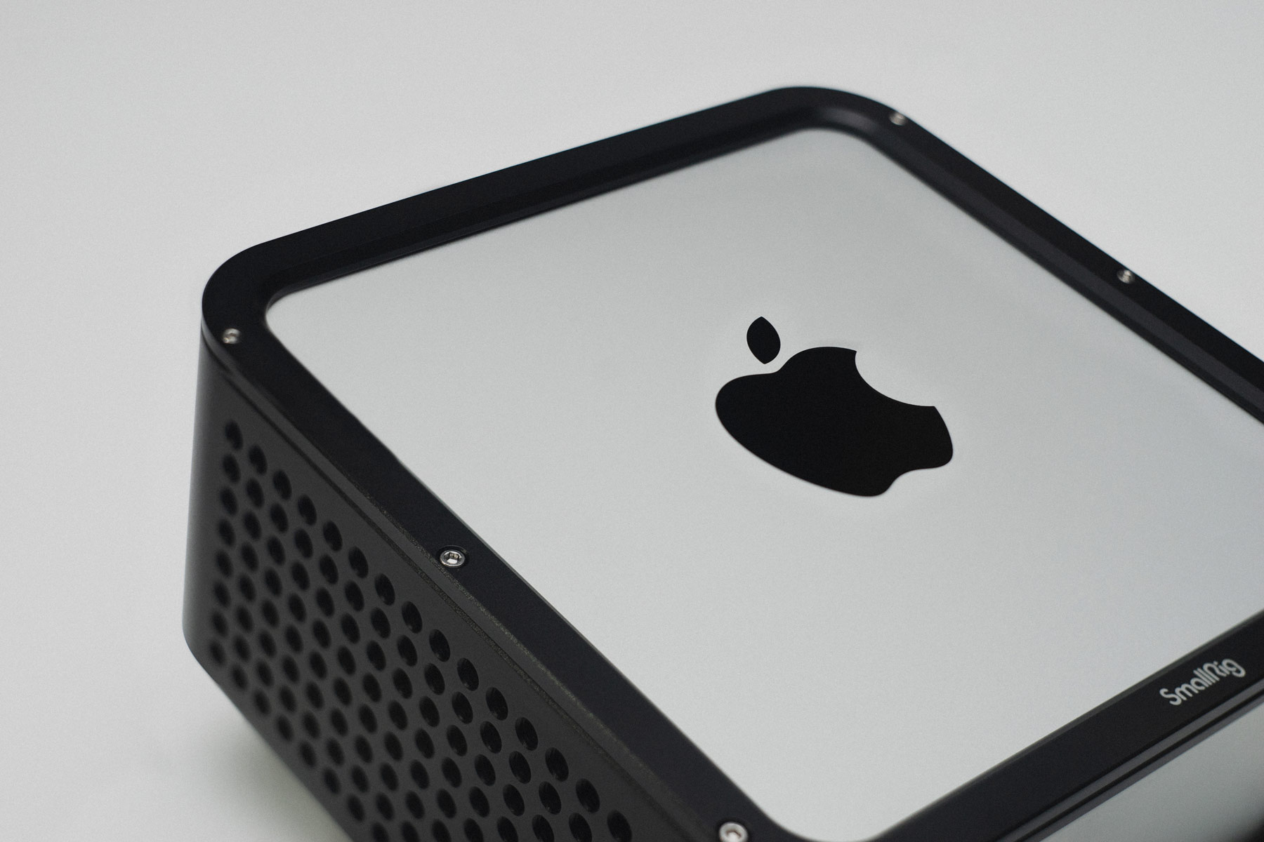 Apple logo Mac studio cage Simon Abele